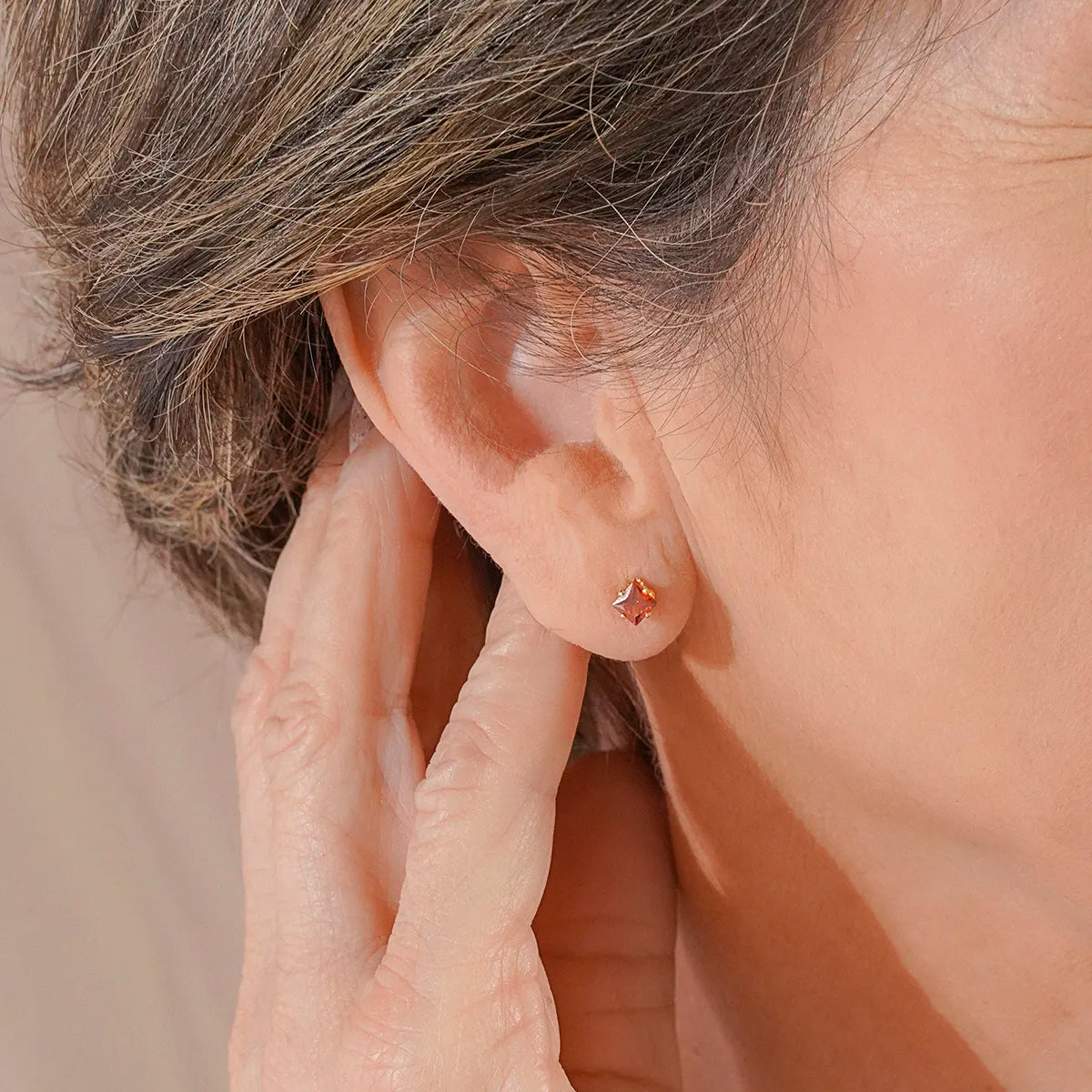 A Topo Circon Cuadrado ROJO